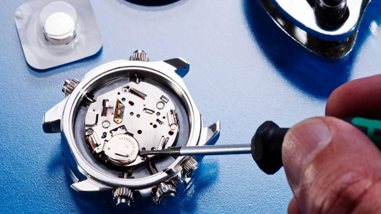 Cara Cerdas Merawat Jam Tangan Baterai Casio Quartz agar Tahan Lama