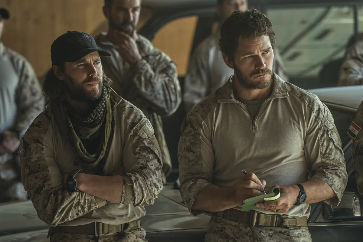 Taylor Kitsch dan G-Shock DW-6900 di The Terminal List Dark Wolf